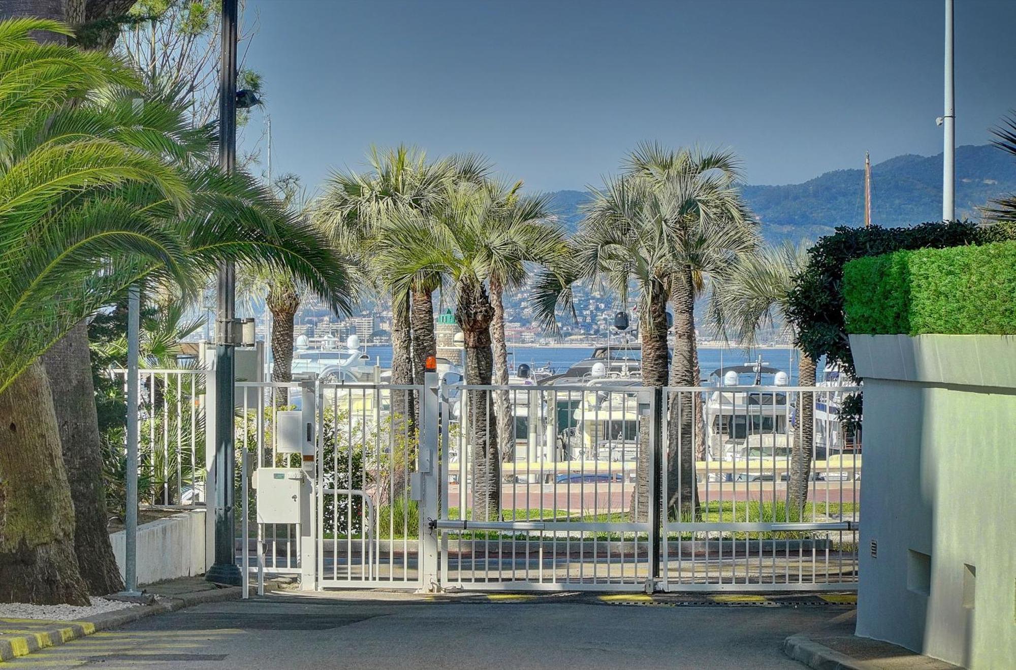 Le Palm - 100M Plage - Croisette - Verriere Cote D'Azur Κάννες Εξωτερικό φωτογραφία